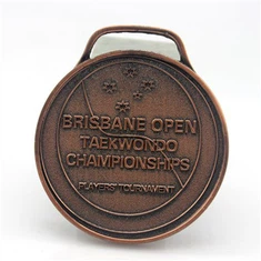 Medallas antiguas fundidas a presión